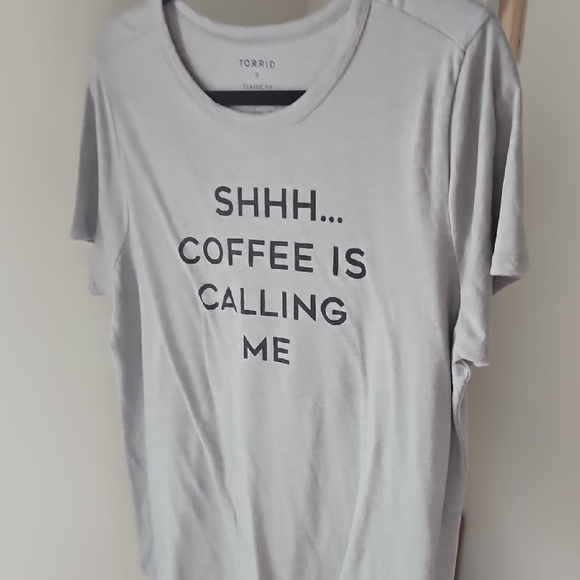 Torrid Light Gray Coffee Graphic Tee - Picture 4 of 5